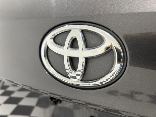 Used 2022 Toyota Highlander XLE FWD image 29