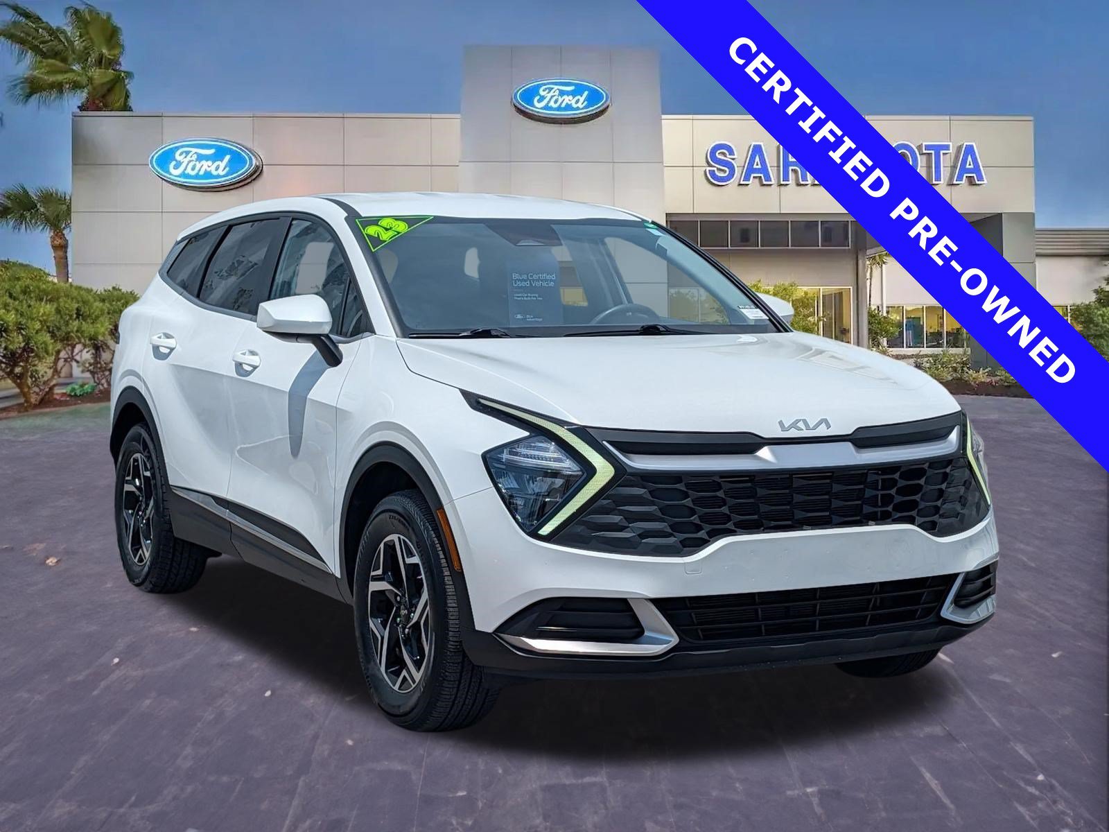 Used 2023 Kia Sportage LX AWD/4WD image 1