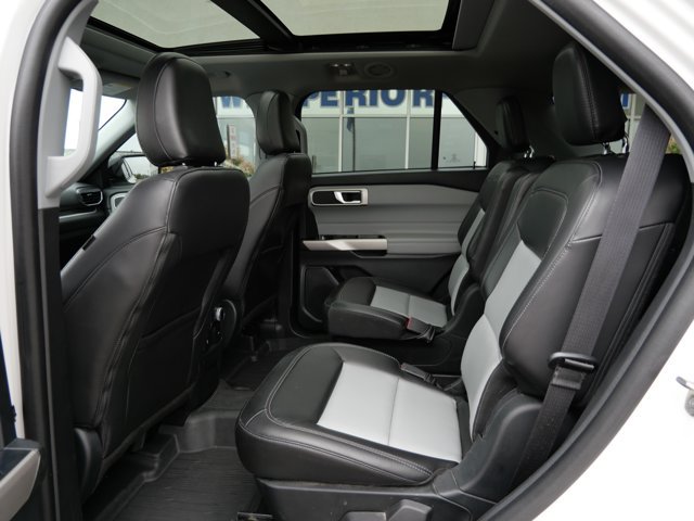 Certified 2023 Ford Explorer XLT w/ Equipment Group 202A AWD/4WD image 18