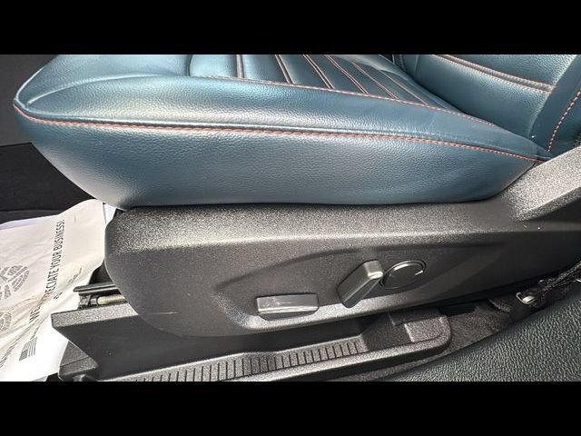 Certified 2024 Ford Edge SEL w/ Sport Appearance Package AWD/4WD image 8