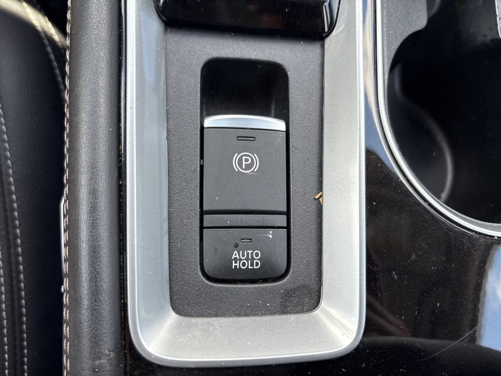 Used 2022 Nissan Altima 2.5 Platinum AWD/4WD image 10
