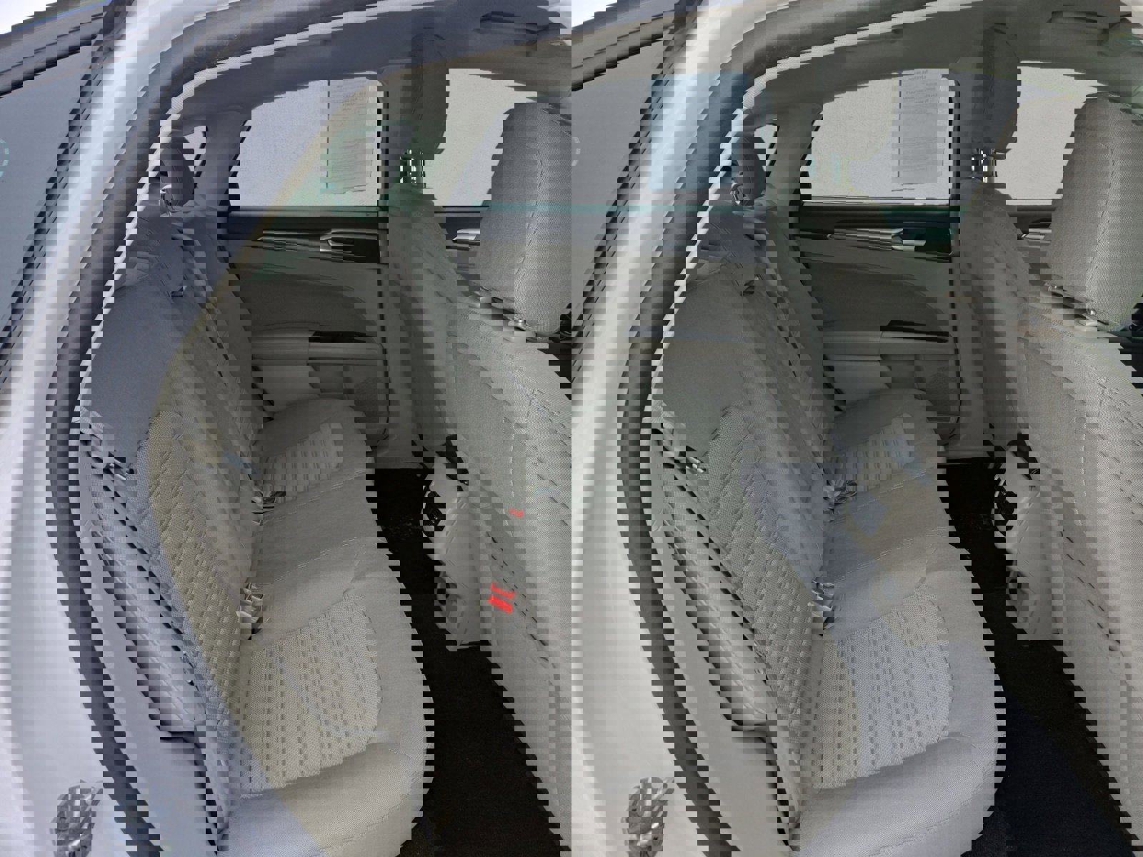 Certified 2020 Ford Fusion SE image 24