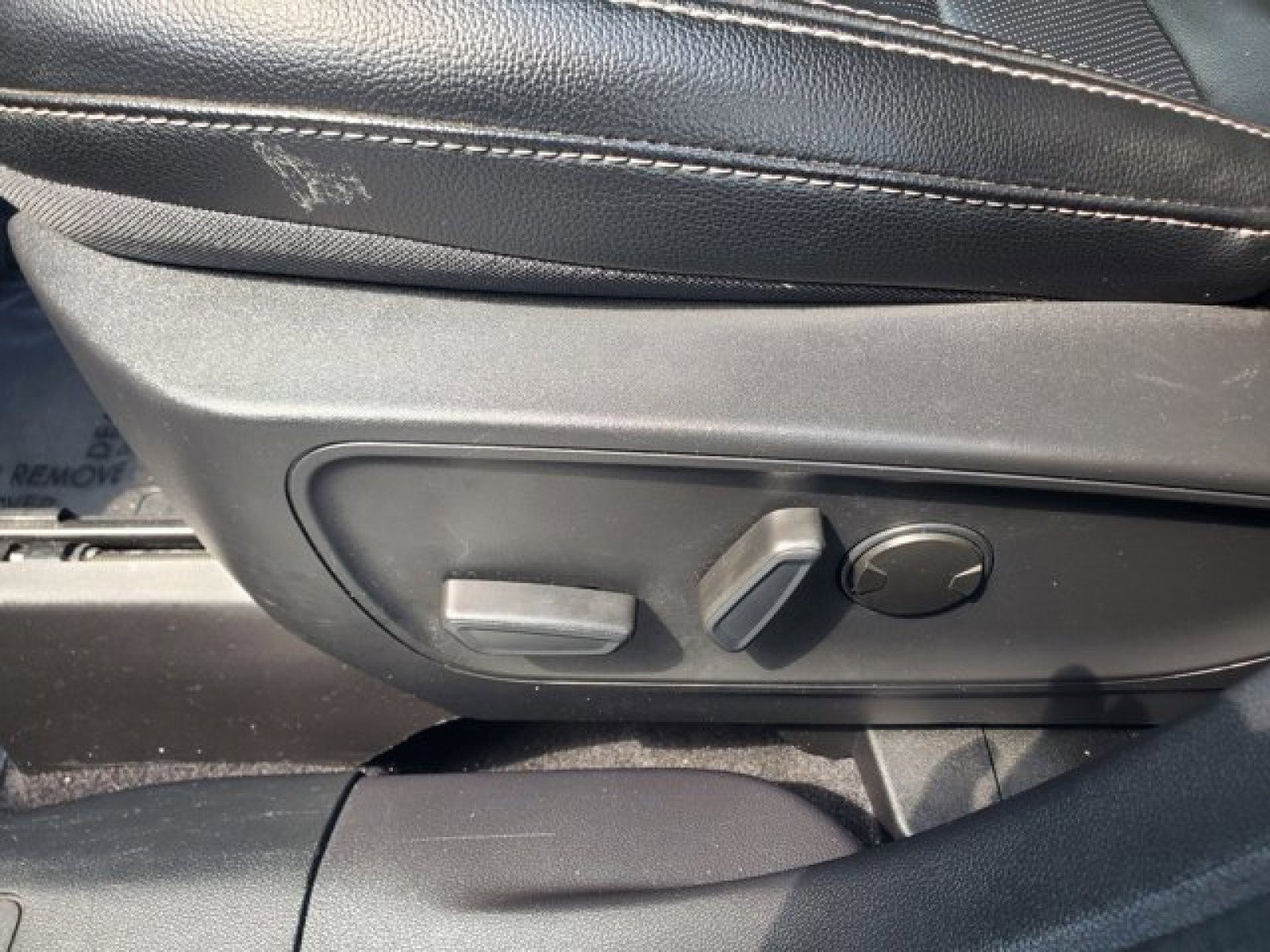 Certified 2022 Ford Escape SEL image 12