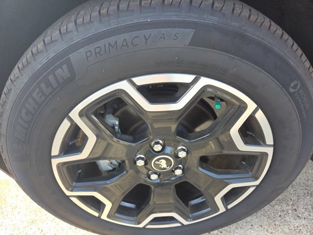 Certified 2025 Ford Bronco Sport Outer Banks w/ Outer Banks Tech Package+ AWD/4WD image 13