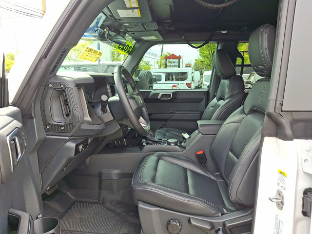 Certified 2025 Ford Bronco Big Bend w/ Black Diamond Package AWD/4WD image 3