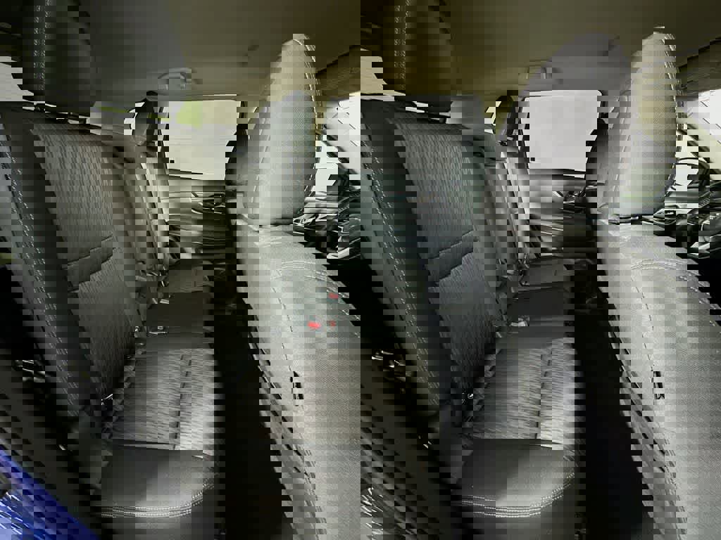 Used 2020 Nissan Rogue SV image 30