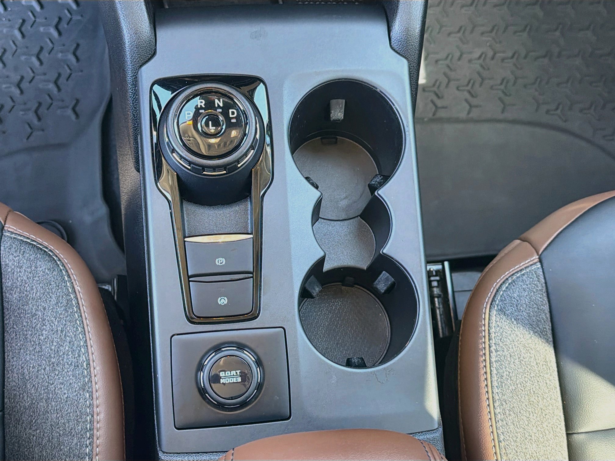 Certified 2024 Ford Bronco Sport Outer Banks w/ Tech Package AWD/4WD image 17