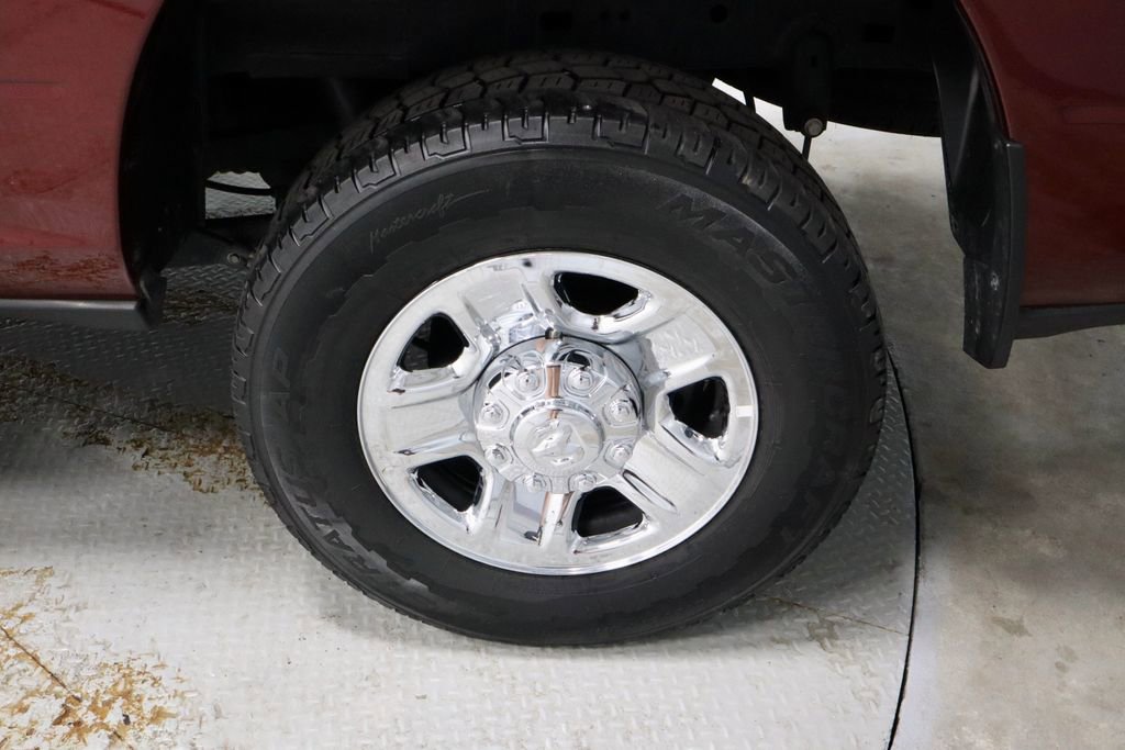Used 2024 RAM 2500 Tradesman w/ Chrome Appearance Group AWD/4WD image 18