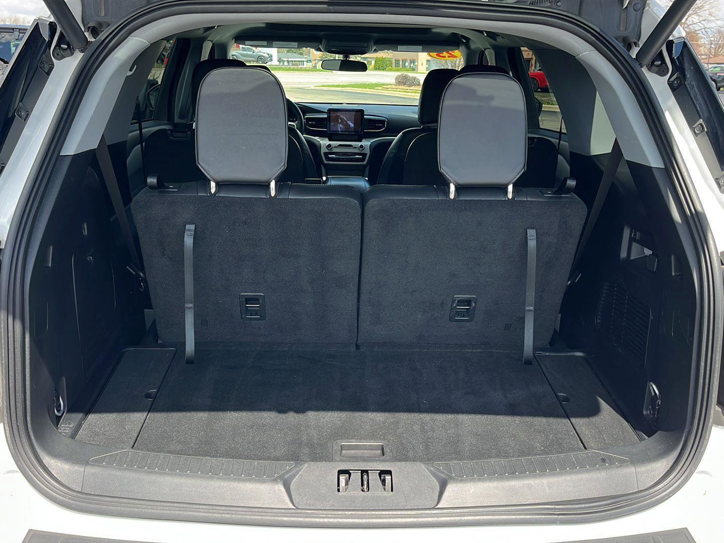 Certified 2023 Ford Explorer XLT w/ Equipment Group 202A image 20