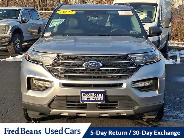 Certified 2022 Ford Explorer XLT w/ Equipment Group 202A image 12