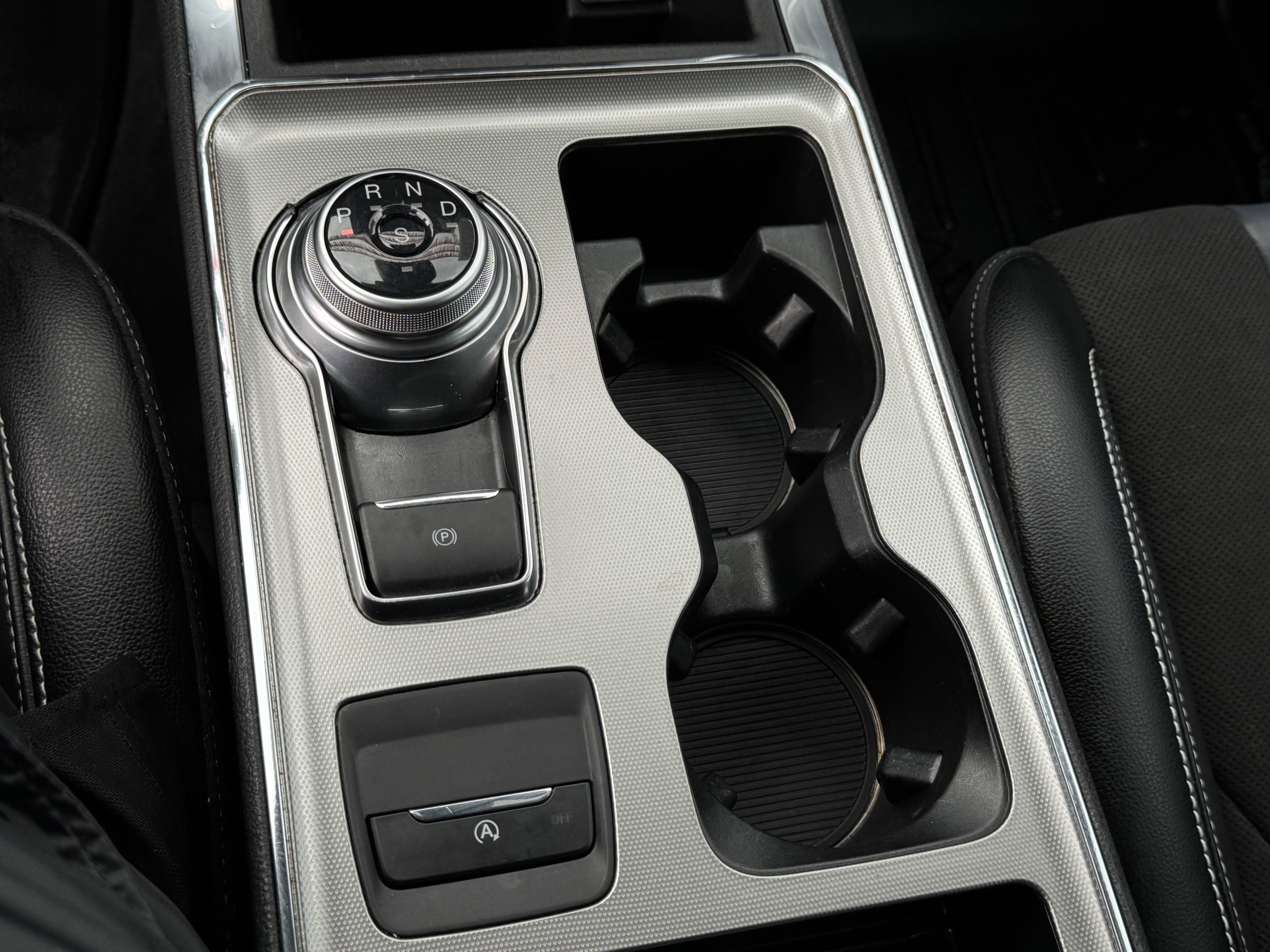 Certified 2022 Ford Edge ST image 20