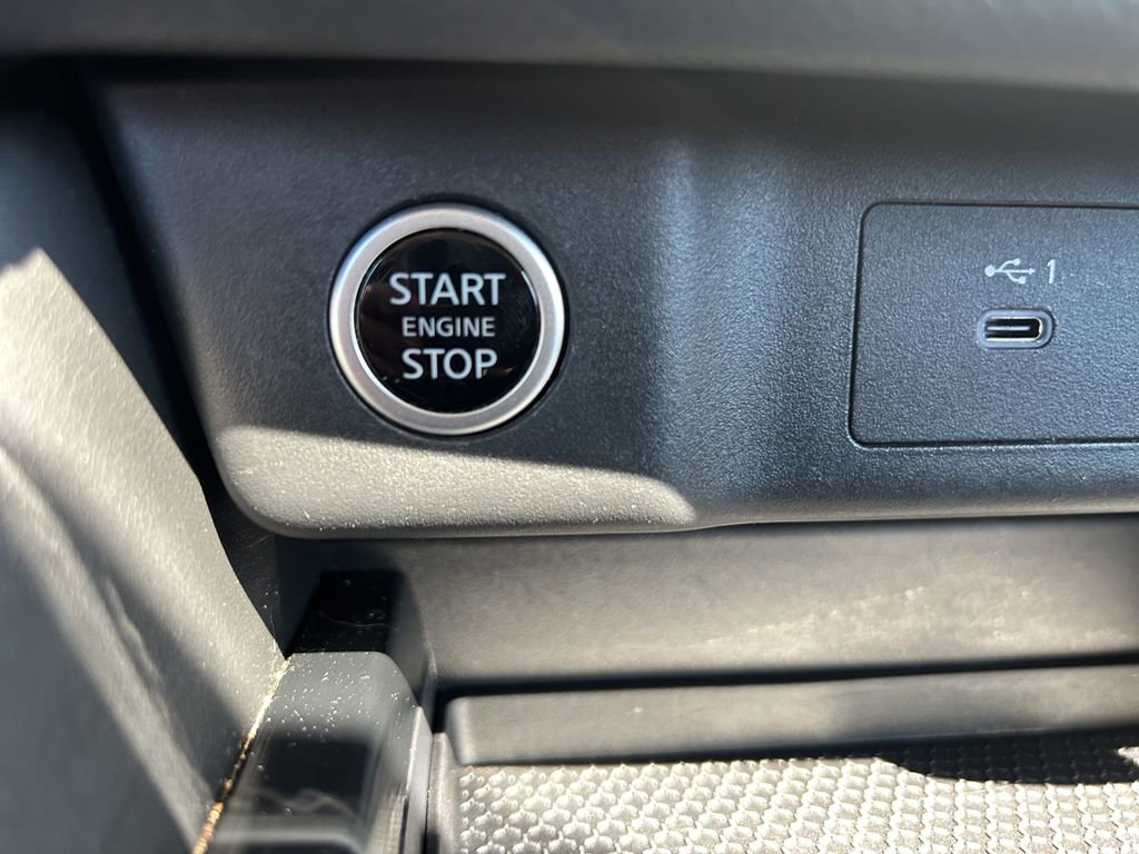 Used 2023 Nissan Rogue SL w/ SL Premium Package FWD image 28