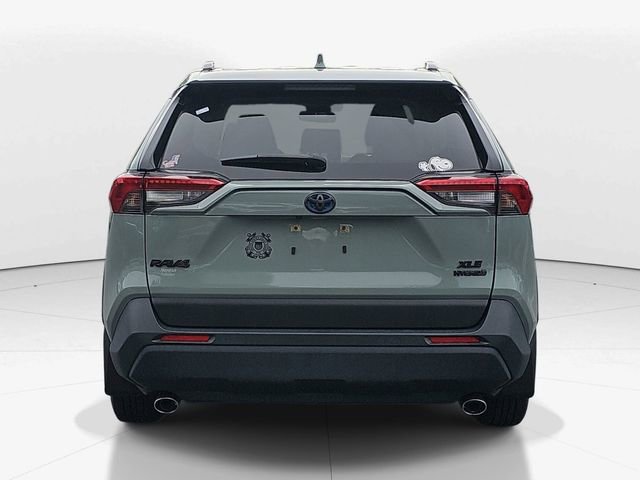 Used 2023 Toyota RAV4 XLE Premium AWD/4WD image 4