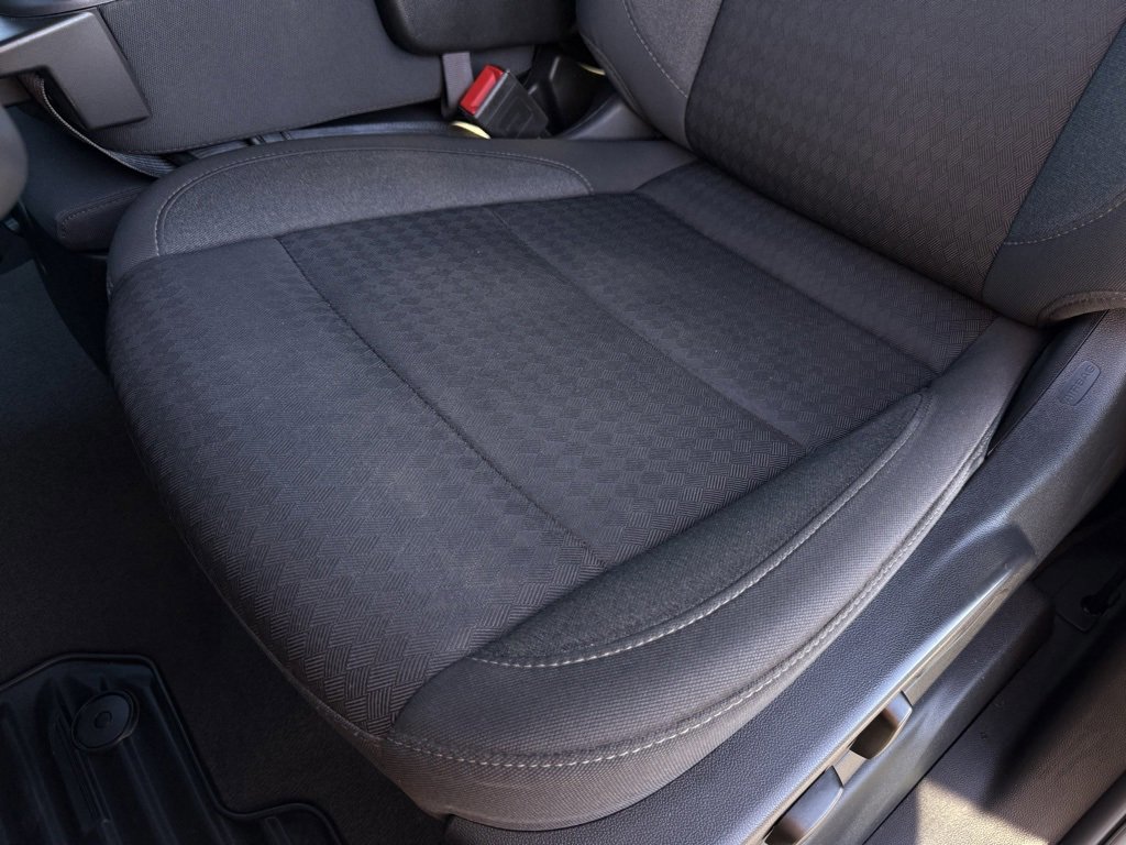 Used 2022 Chevrolet Silverado 1500 Custom image 23