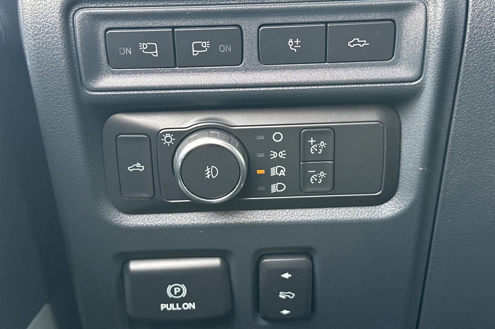 Certified 2022 Ford F150 Raptor w/ Equipment Group 801A High image 39