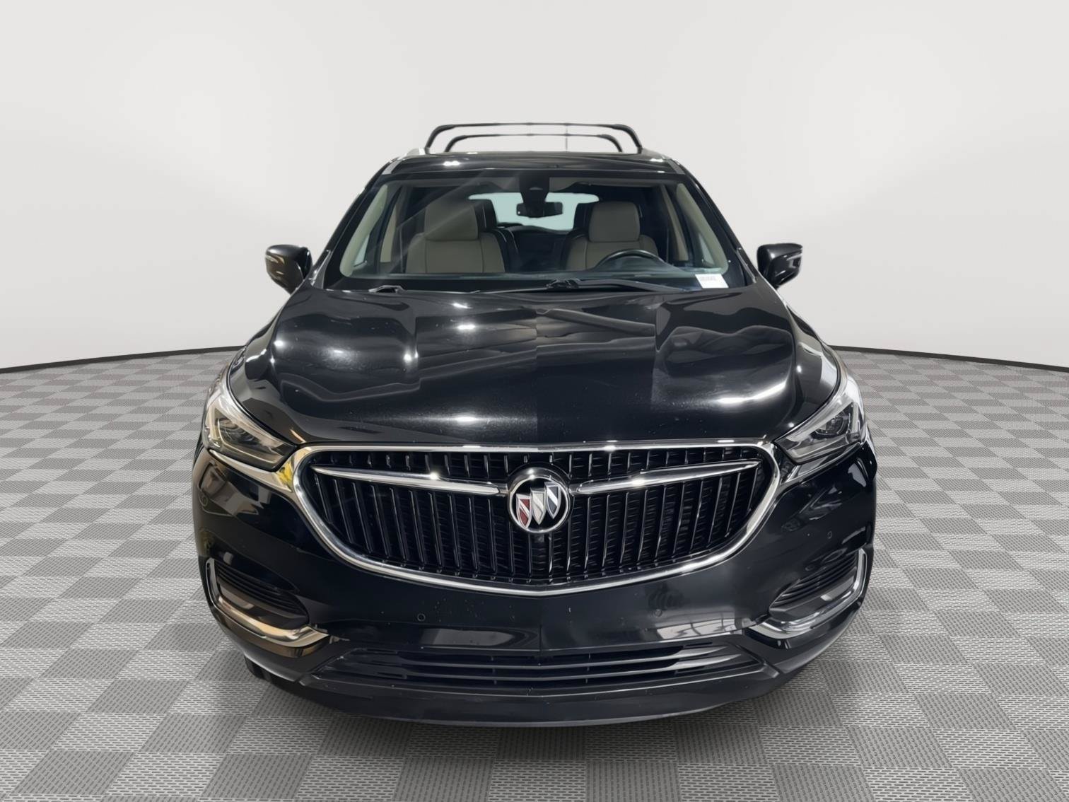 Used 2018 Buick Enclave Premium w/ LPO, Hit The Road Package AWD/4WD image 4
