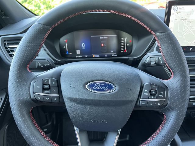 Certified 2024 Ford Escape ST-Line w/ Tech Pack #1 AWD/4WD image 18
