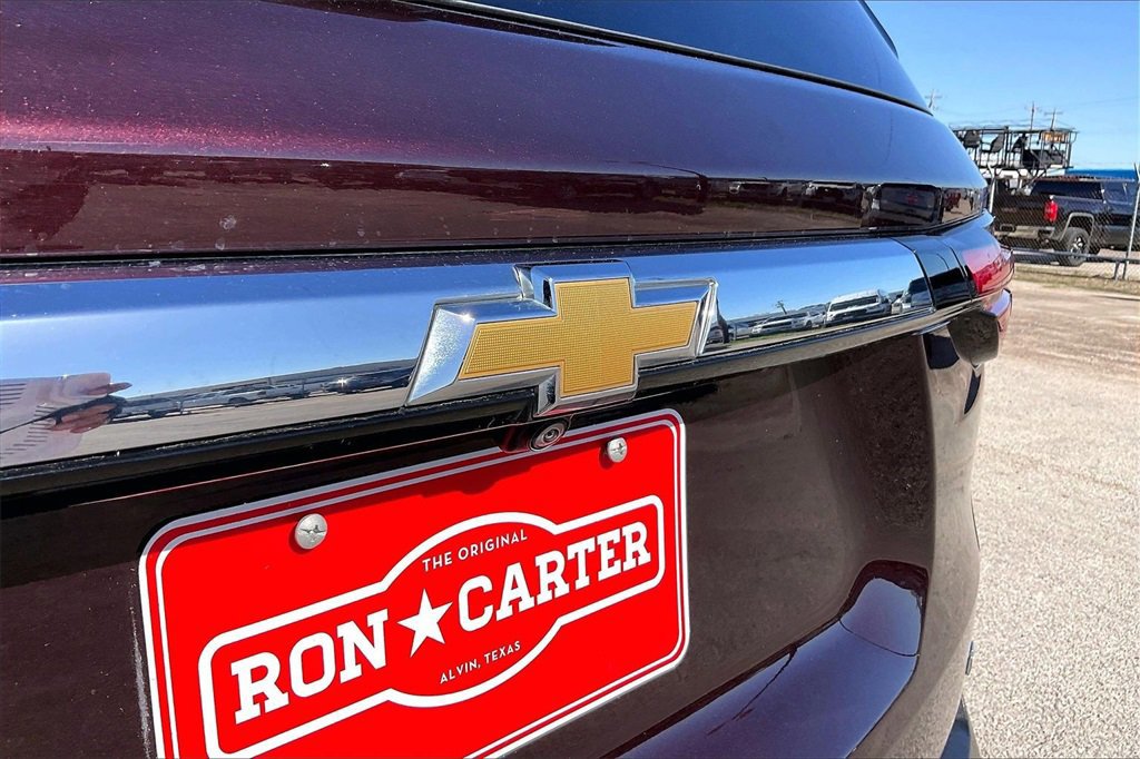 Used 2023 Chevrolet Traverse LT image 27