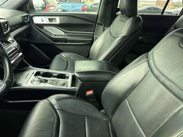 Certified 2020 Ford Explorer ST w/ ST Street Pack image 17