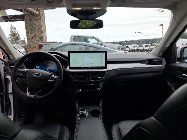 Certified 2025 Ford Escape Platinum AWD/4WD image 27