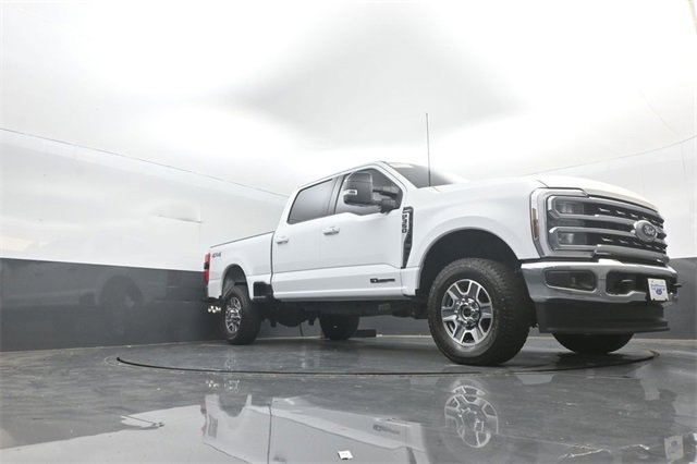 Certified 2025 Ford F350 Lariat image 26