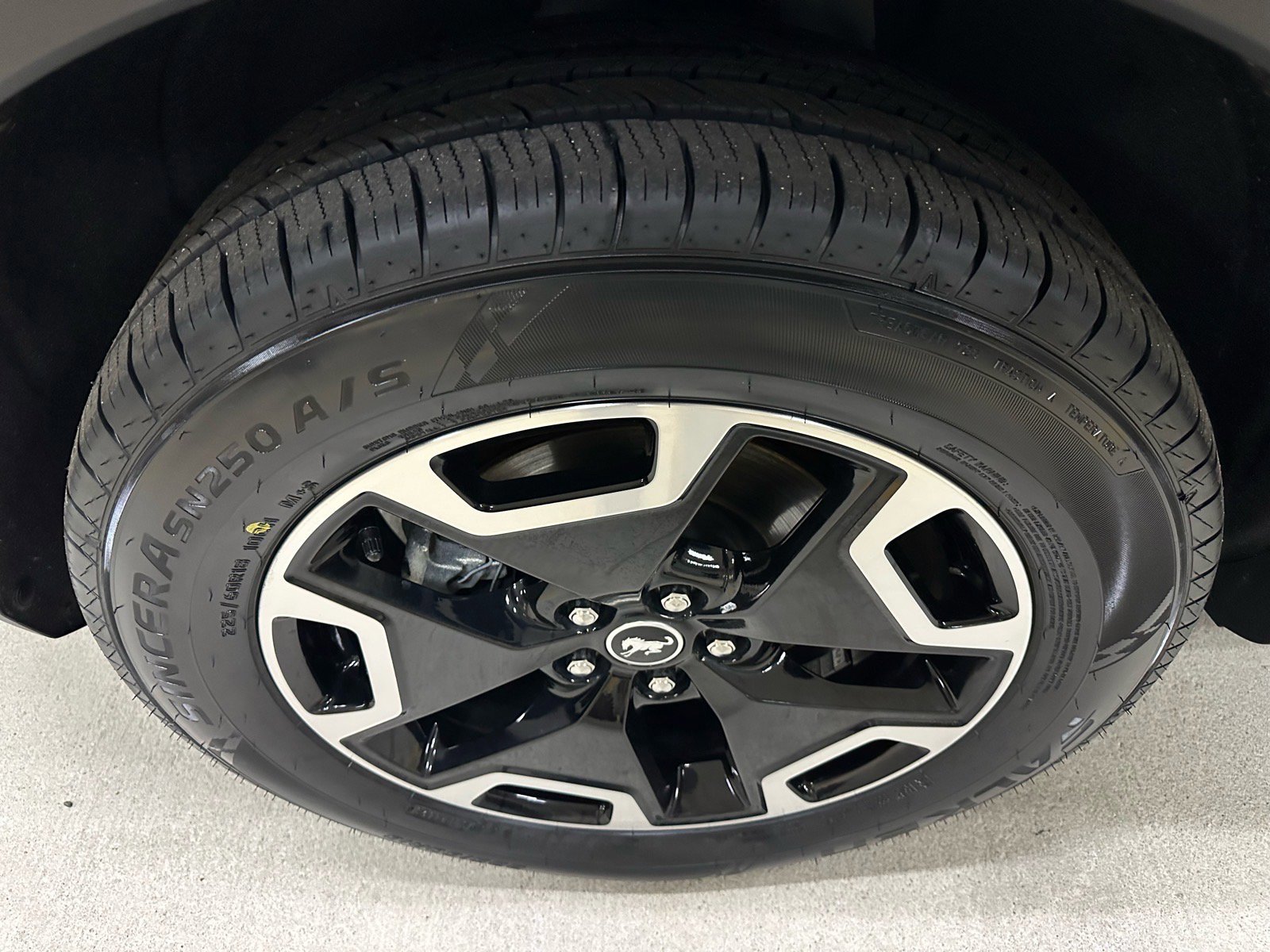 Certified 2021 Ford Bronco Sport Outer Banks w/ Outer Banks Package image 12