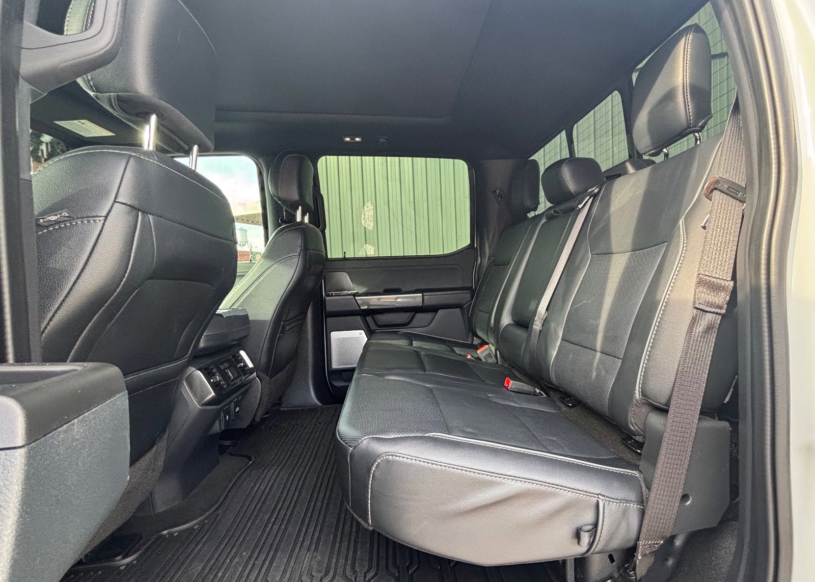 Certified 2023 Ford F150 Lariat w/ Equipment Group 502A High image 31