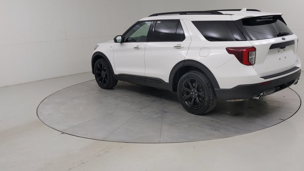 Certified 2023 Ford Explorer ST-Line w/ Class IV Trailer Tow Package AWD/4WD image 17