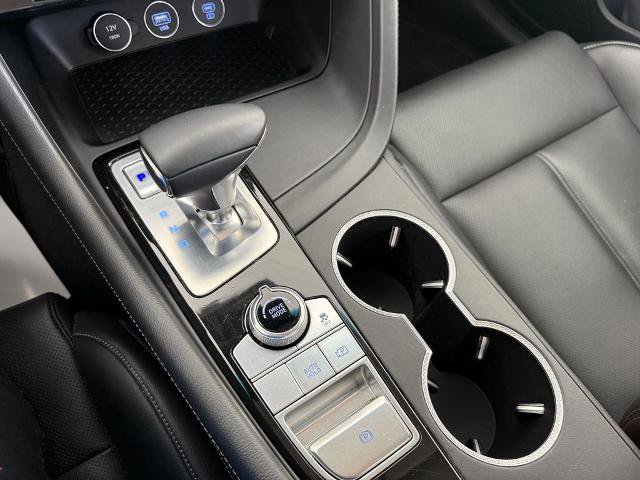 Used 2025 Genesis G70 2.5T RWD image 16
