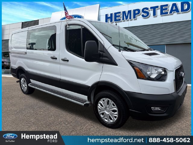 Certified 2025 Ford Transit 250 Low Roof w/ Exterior Upgrade Package RWD image 3