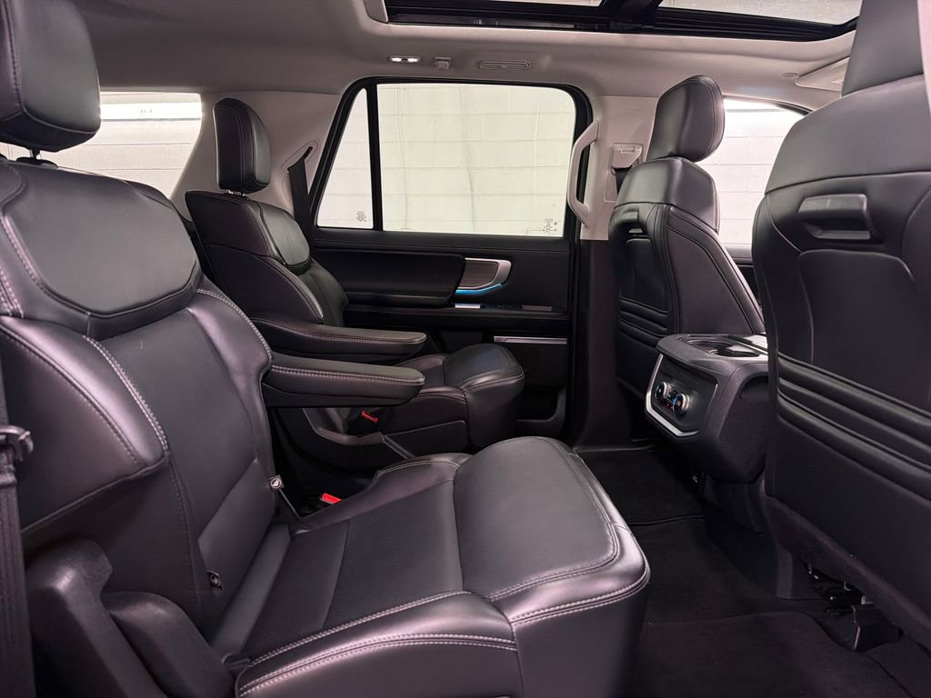 Certified 2025 Ford Expedition Max Platinum AWD/4WD image 33