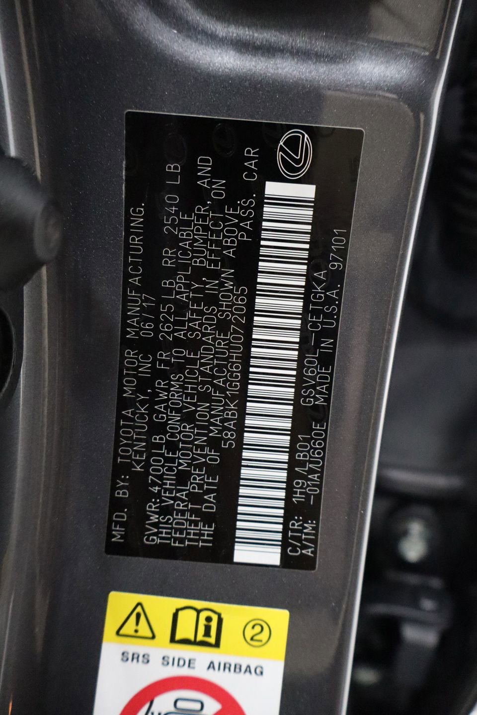 Used 2017 Lexus ES 350 w/ Luxury Package image 32