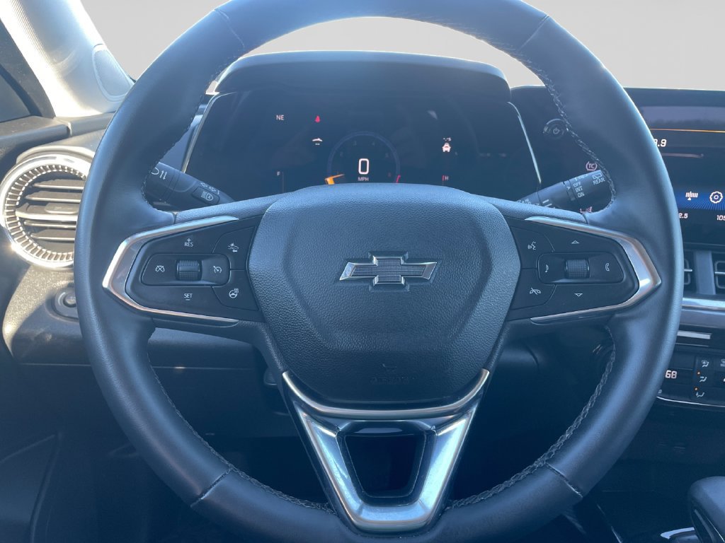 Used 2024 Chevrolet Trax ACTIV FWD image 25