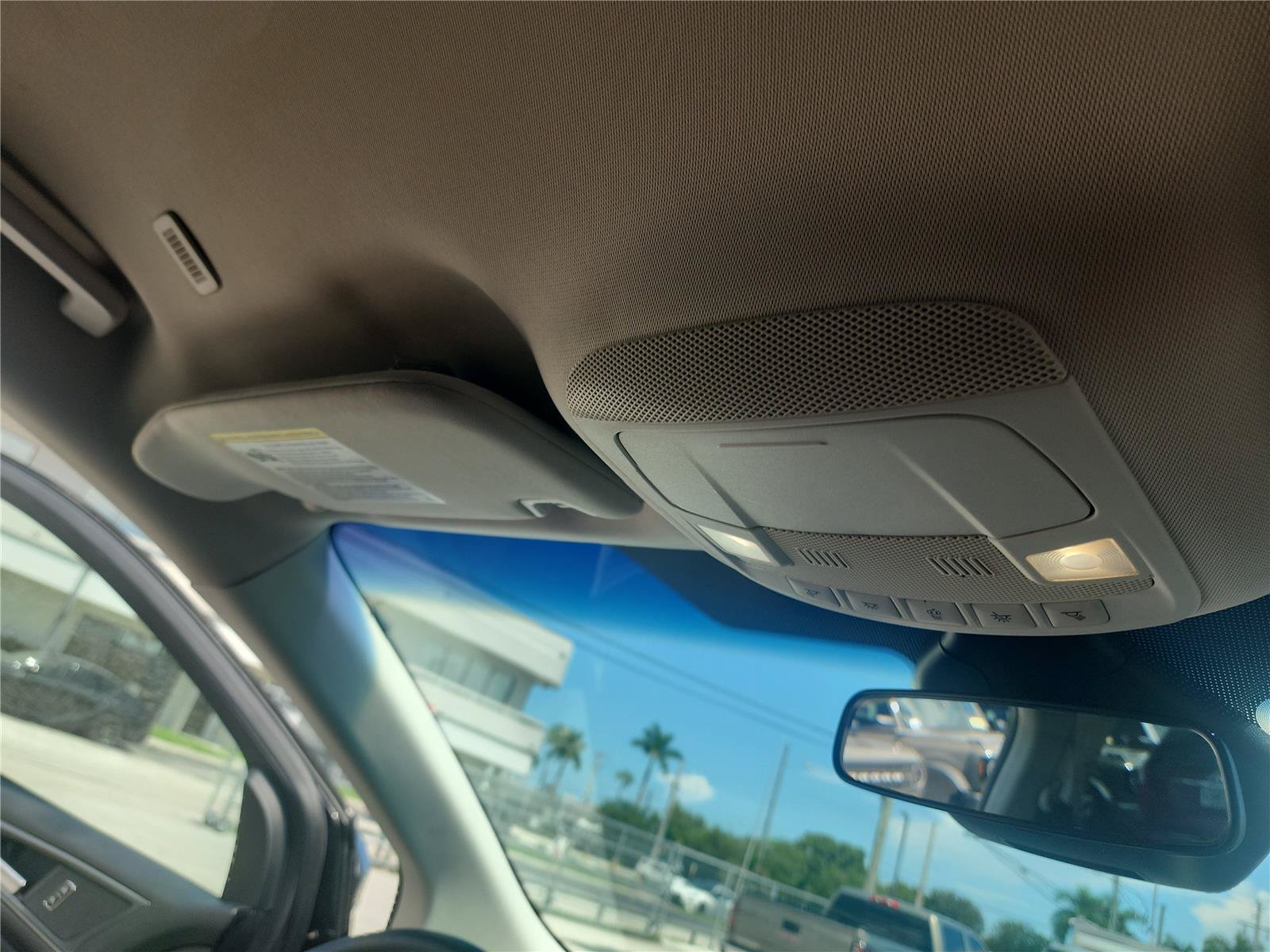 Certified 2020 Ford Edge SE FWD image 26