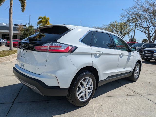 Certified 2024 Ford Edge SEL w/ Convenience Package image 4
