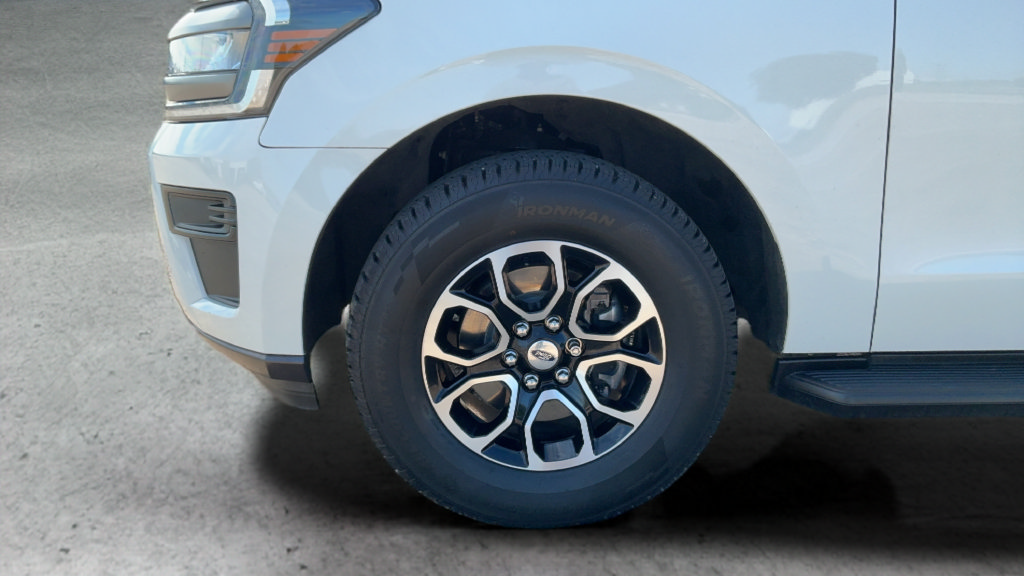 Certified 2024 Ford Expedition Max XLT RWD image 26