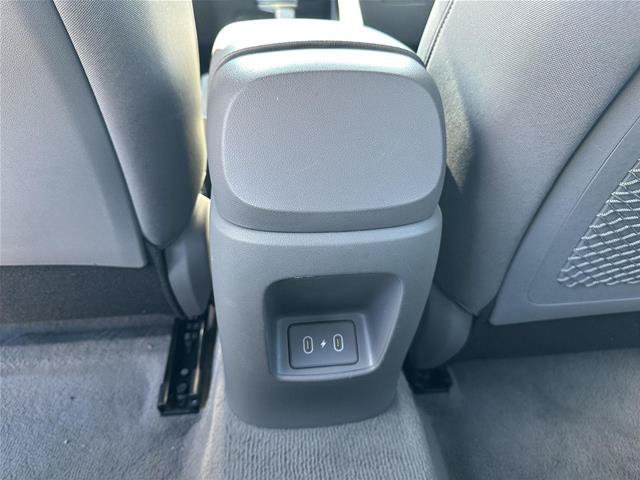 Used 2025 Hyundai Elantra SEL FWD image 39