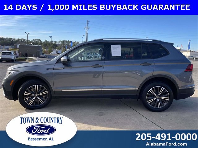 Used 2024 Volkswagen Tiguan Wolfsburg Edition image 2