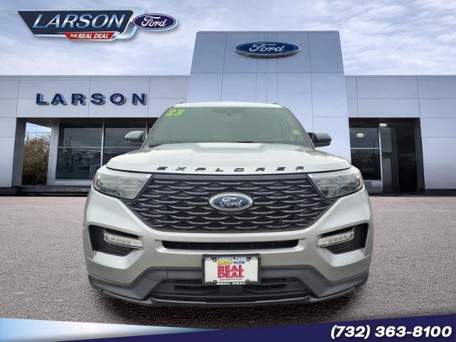 Certified 2023 Ford Explorer ST-Line w/ Class IV Trailer Tow Package AWD/4WD image 6