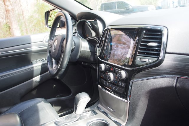 Used 2020 Jeep Grand Cherokee Limited image 10