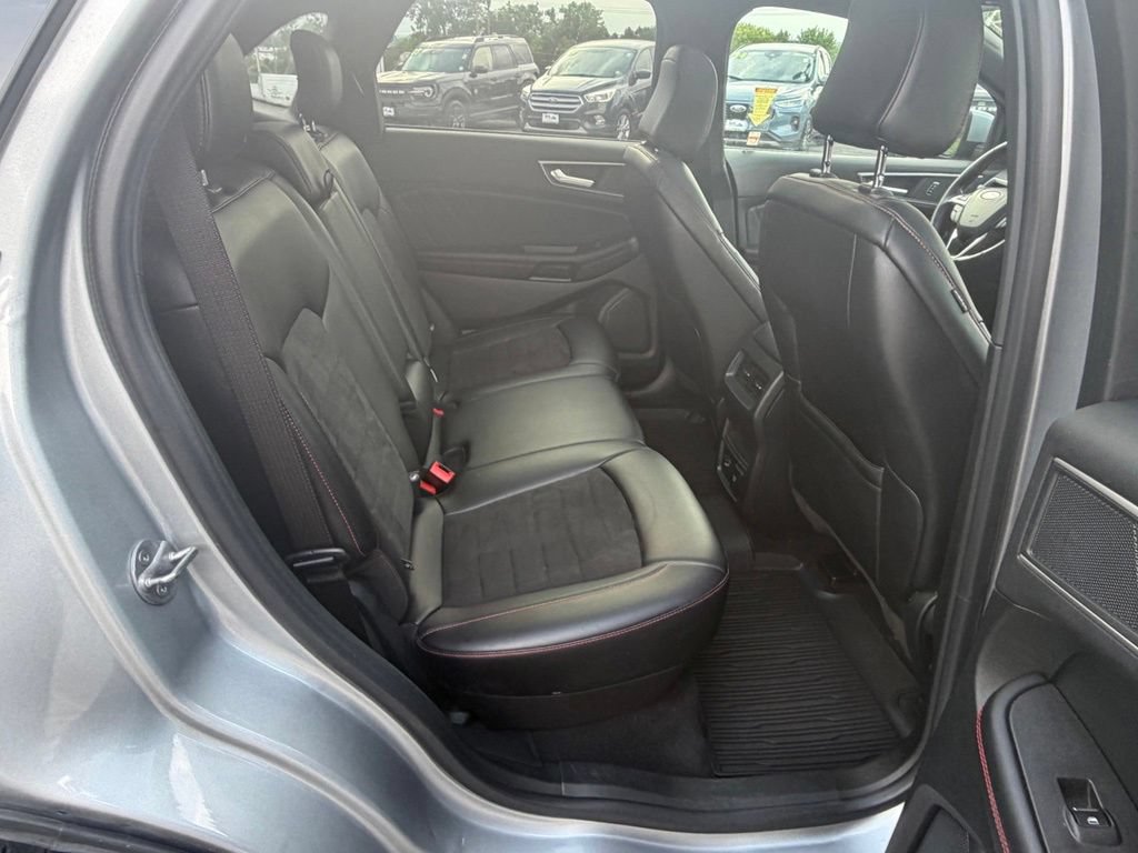 Certified 2022 Ford Edge ST-Line AWD/4WD image 35