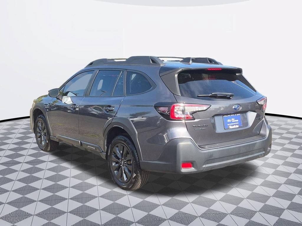 Used 2023 Subaru Outback Onyx Edition AWD/4WD image 3