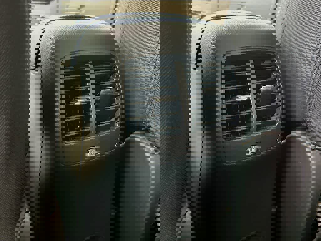 Certified 2022 Ford Escape SE w/ SE Sport Appearance Package image 16