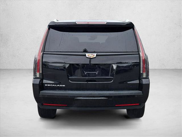 Used 2020 Cadillac Escalade Premium Luxury w/ Escalade Sport Edition AWD/4WD image 7