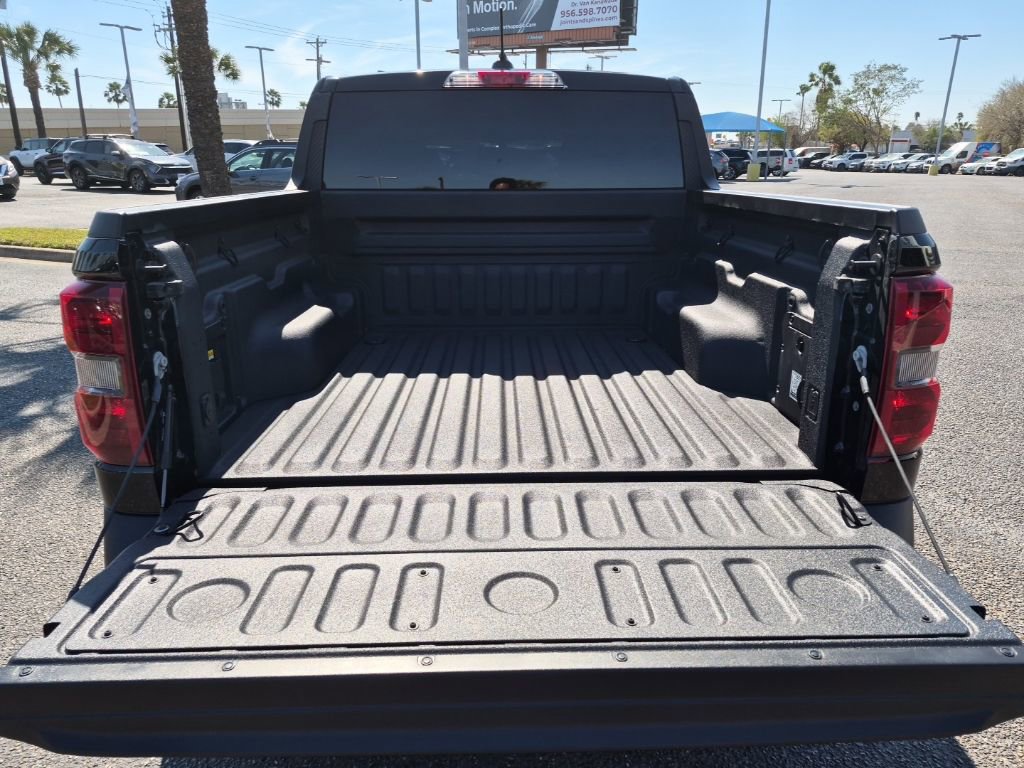 Certified 2025 Ford Maverick XLT w/ XLT Luxury Package FWD image 15