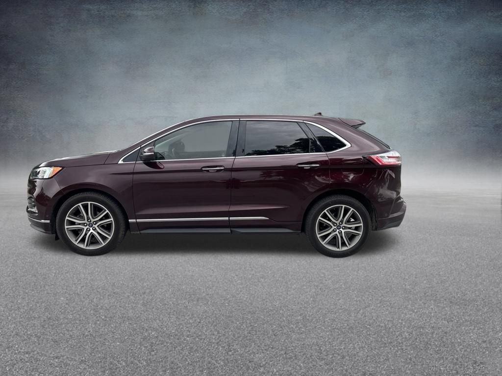 Certified 2019 Ford Edge Titanium w/ Equipment Group 301A FWD image 2