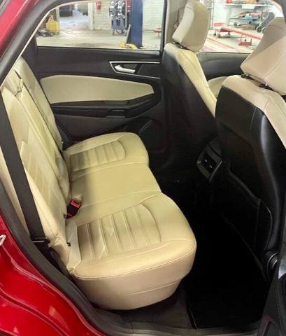 Certified 2024 Ford Edge SEL w/ Convenience Package AWD/4WD image 11