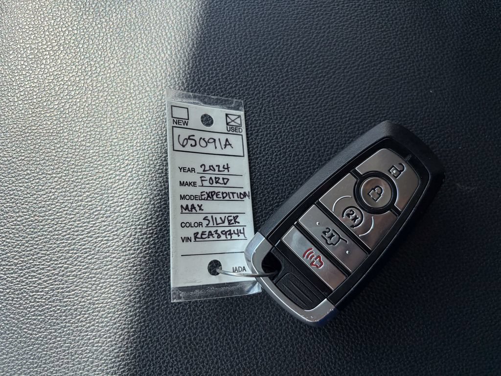Certified 2024 Ford Expedition Max XLT AWD/4WD image 31
