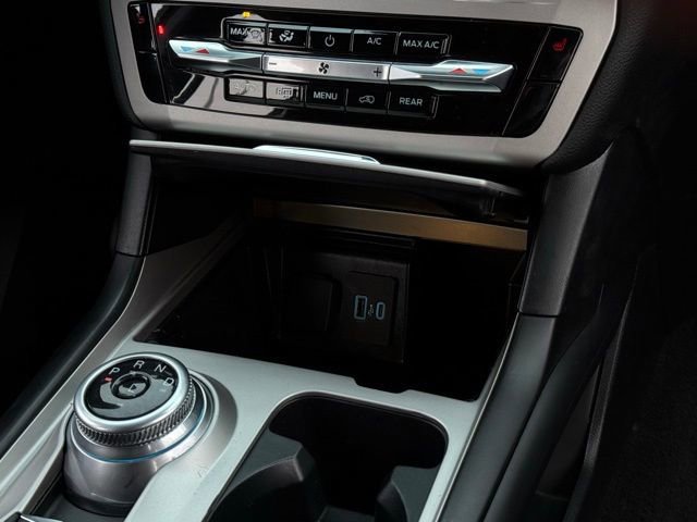 Certified 2023 Ford Explorer XLT image 40