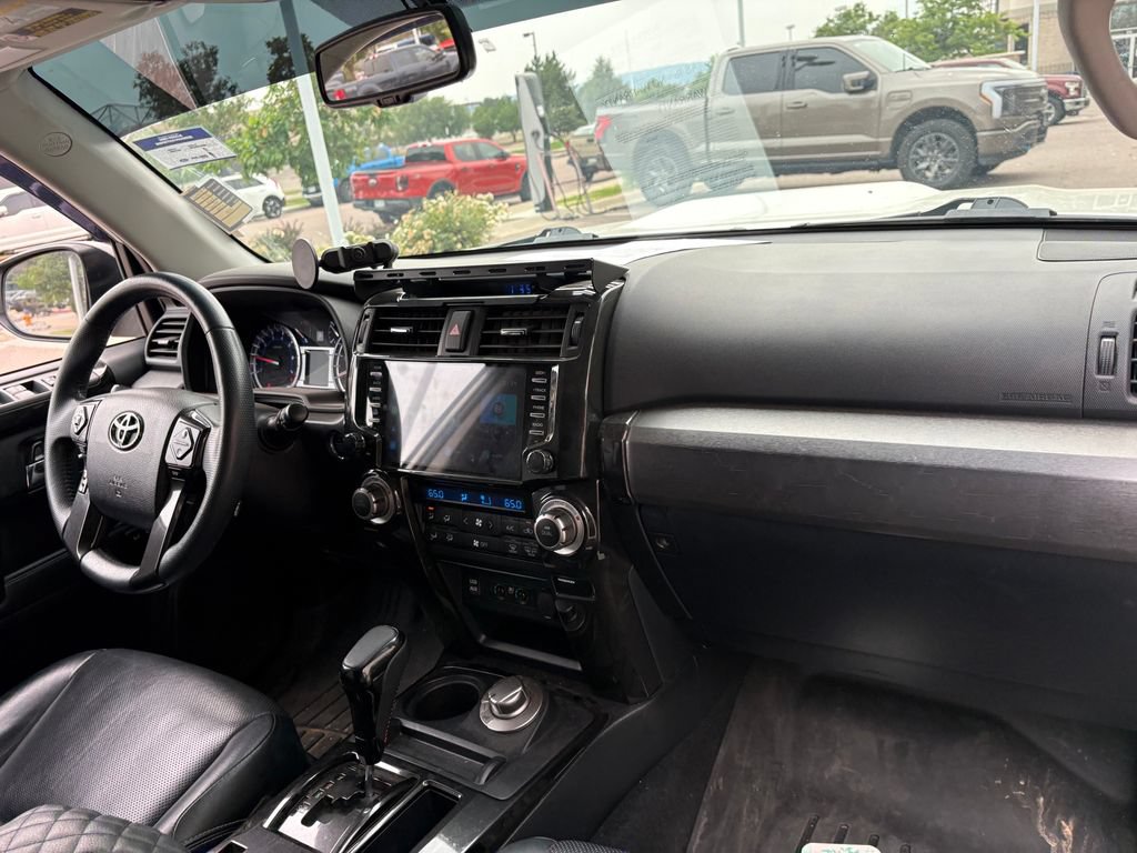Used 2019 Toyota 4Runner Limited AWD/4WD image 31